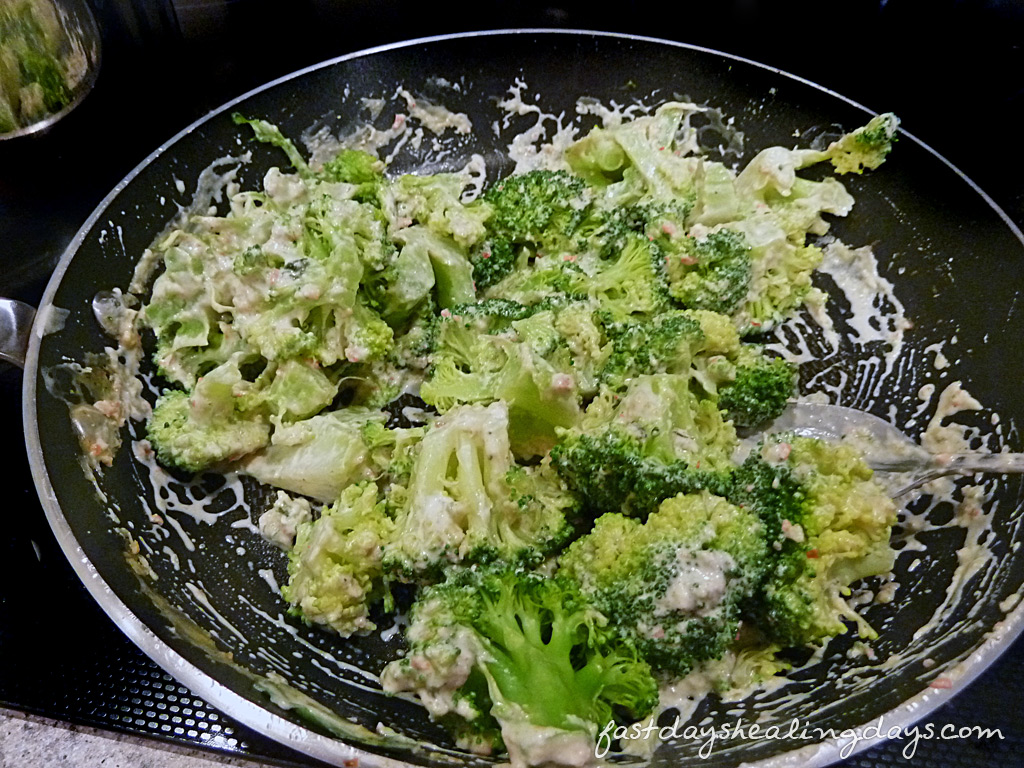 Creamy Chicken Broccoli Casserole