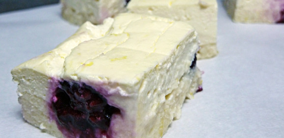 Fast Day Blackberry Cheesecake Bars